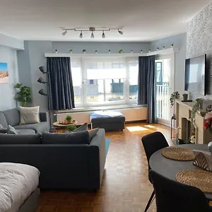 studio-direct-aan-het-hoofdstrand-van-oostende-naast-casino.hotelsghent.com/